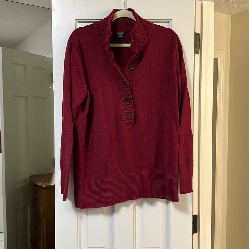 Size 2x Eddie Bauer red button up sweater
